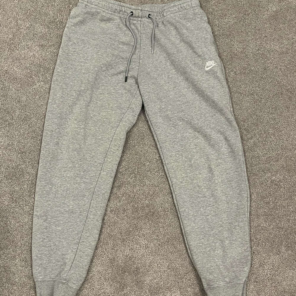 Women’s Nike Joggers Size L Gray